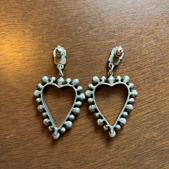 Patina heart earrings - Picture 4 of 4